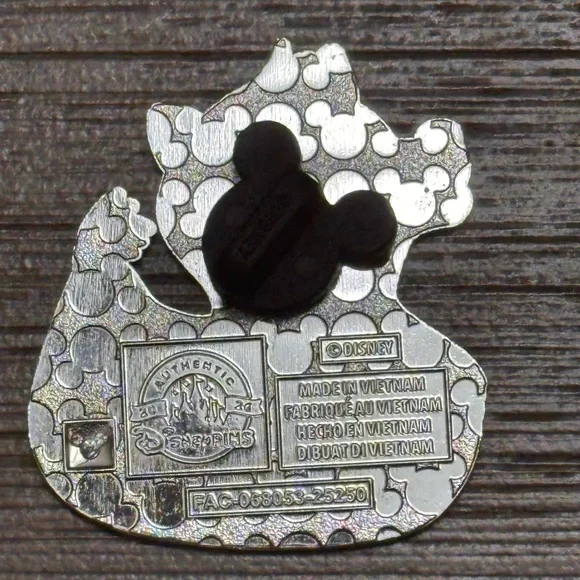 Disney Parks Ducks of Disney Pin - Series 2 - Dale - Chip & Dale- 2026 - Picture 2 of 3